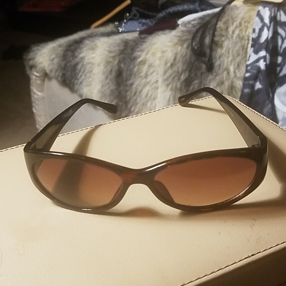 Jones New York sunglasses